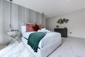 Creative stylings 2 Bedroom in Wembley Park